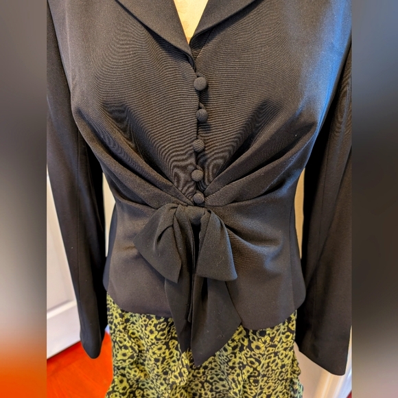 Kay Unger Silk Black Jacket and Skirt - Picture 2 of 8